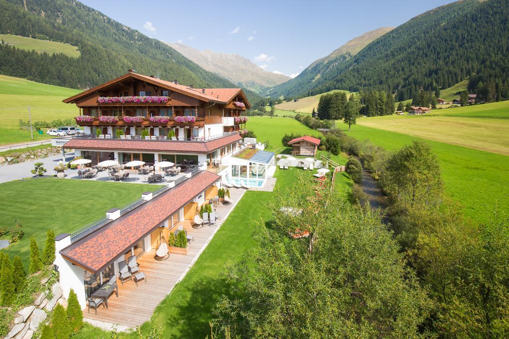 Vitalpina Hotel Magdalenahof Santa Maddalena in Casies Exterior foto
