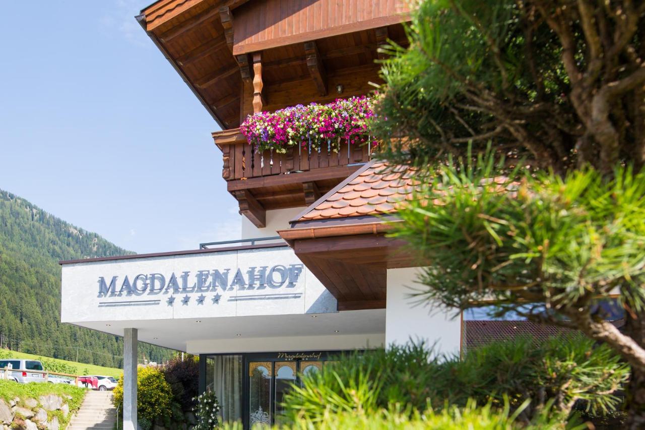 Vitalpina Hotel Magdalenahof Santa Maddalena in Casies Exterior foto